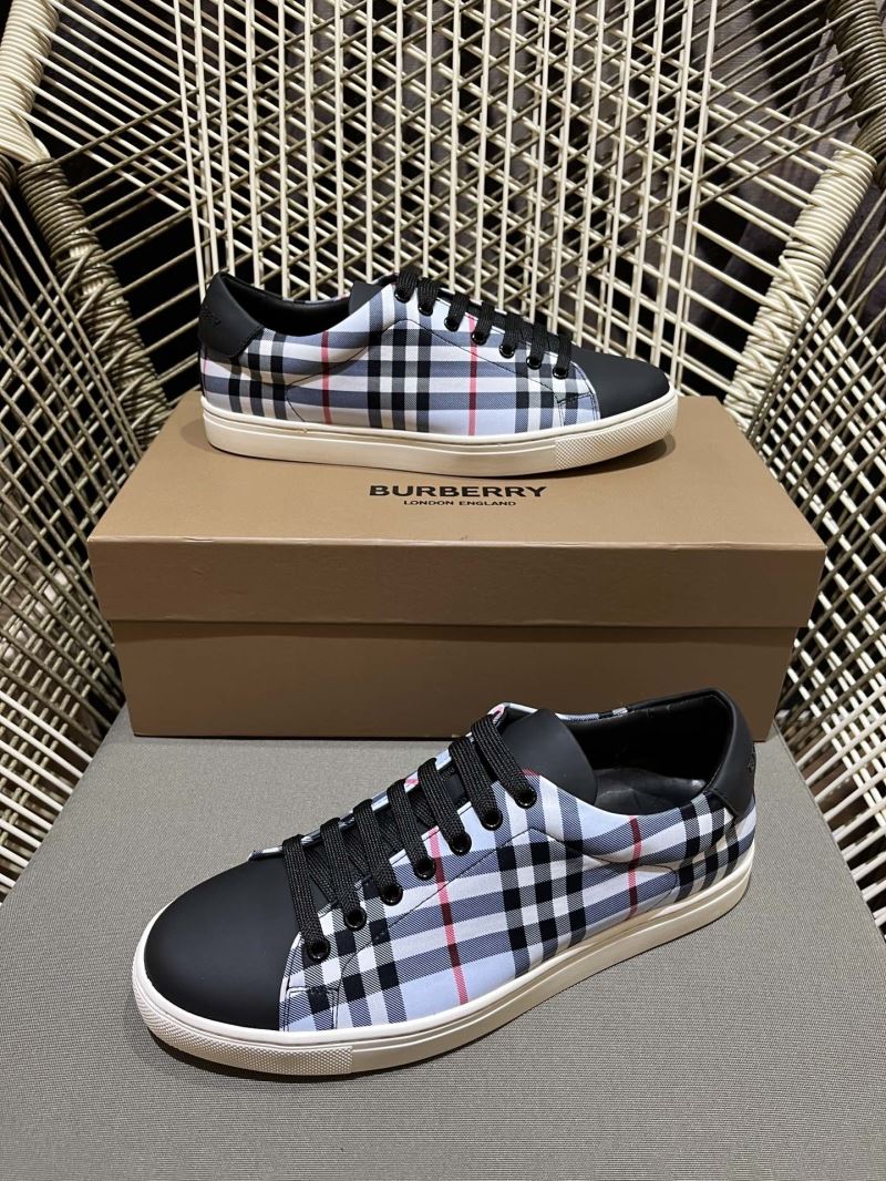 Burberry Low Shoes